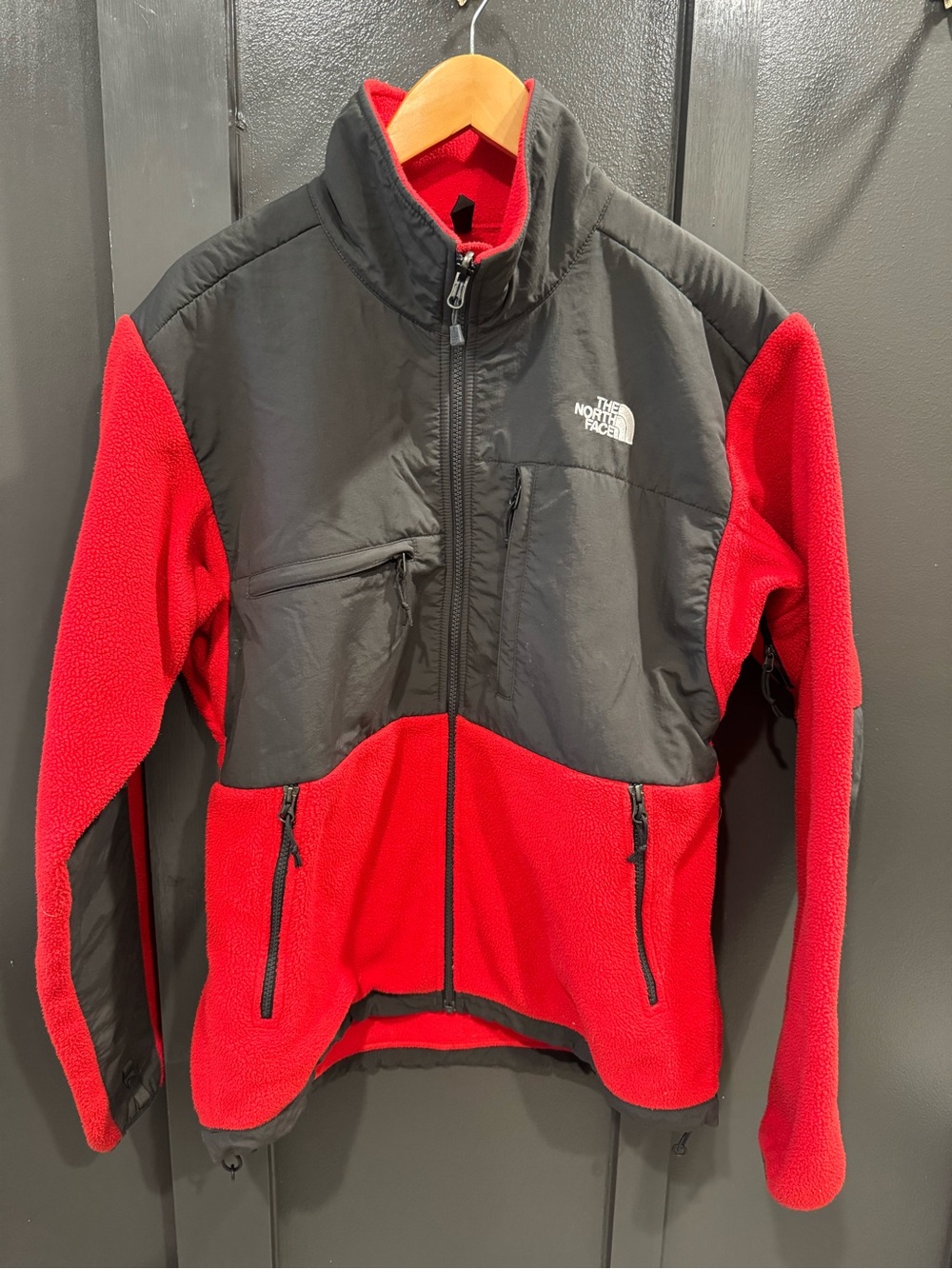 The North Face Men’s Denali Red & Black Fleece Jacket